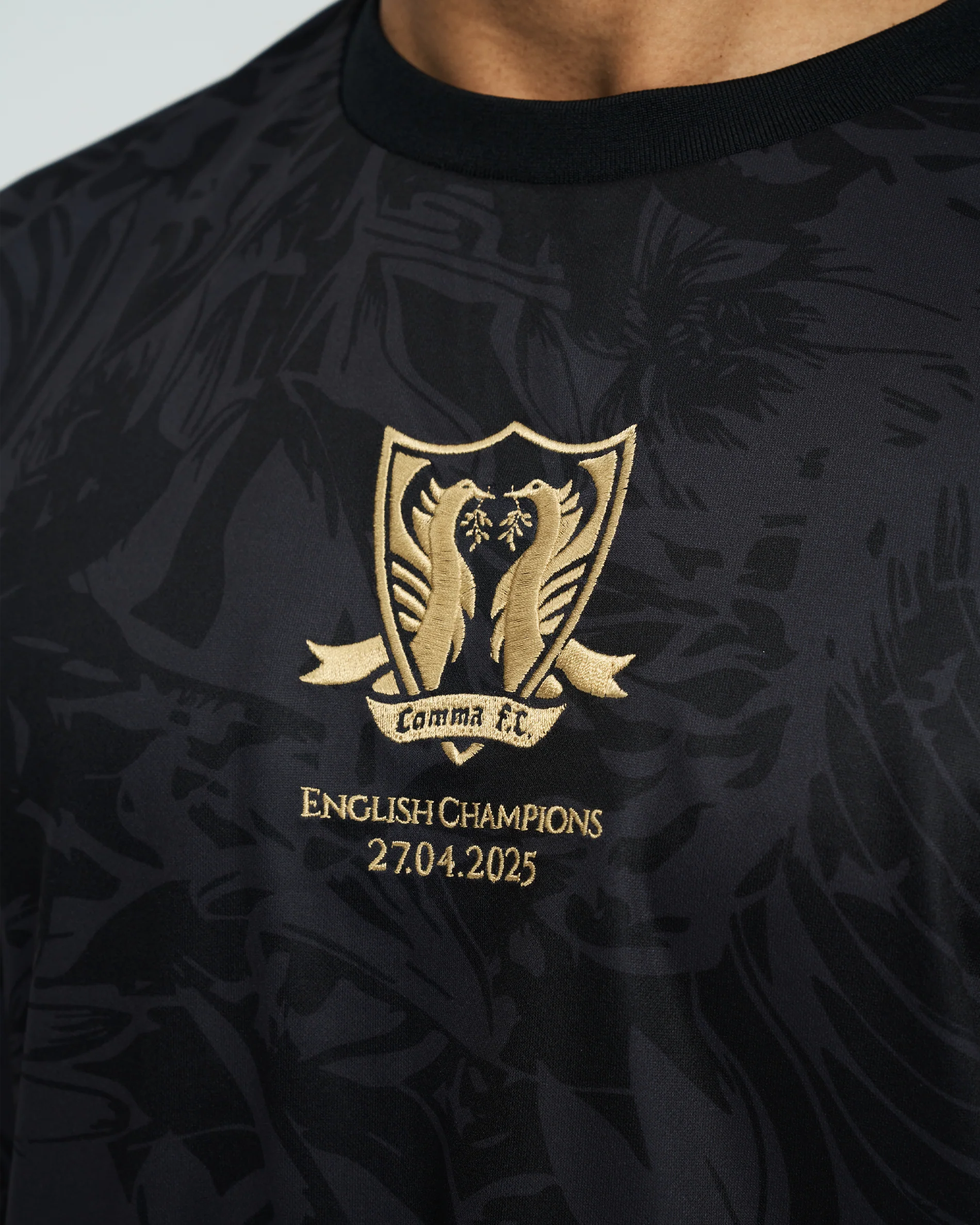 Liverpool 'The Reds' (2025 English Champions) Jersey - Image 3