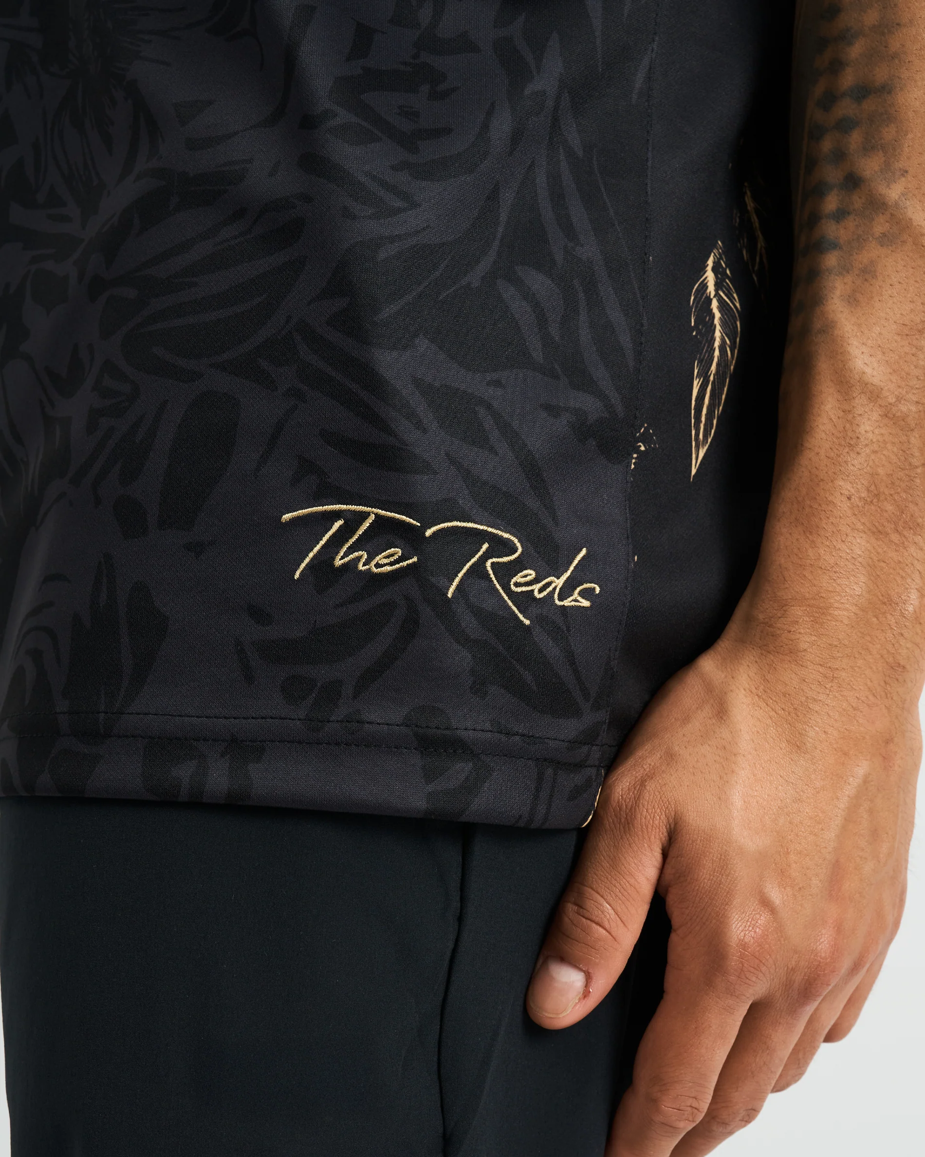 Liverpool 'The Reds' (2025 English Champions) Jersey - Image 5